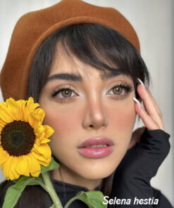 خرید لنز رنگی سلنا هستیا